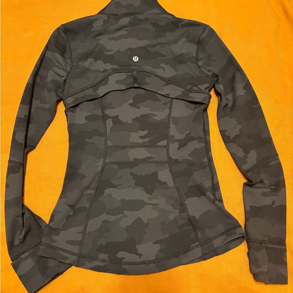 Define Jacket Luon
